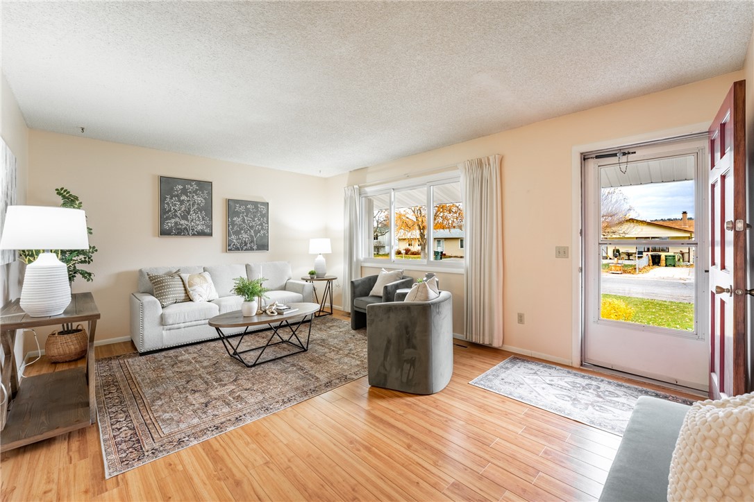 Billings, Montana 59102, United States, 5 Bedrooms Bedrooms, ,3 BathroomsBathrooms,Residential,Active,169671