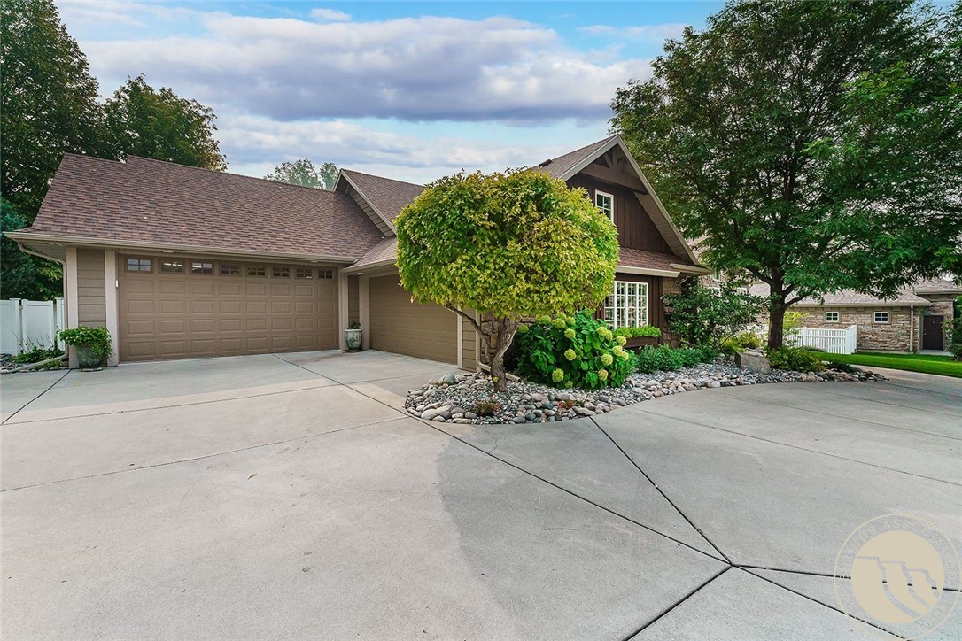 2425 Westfield Drive