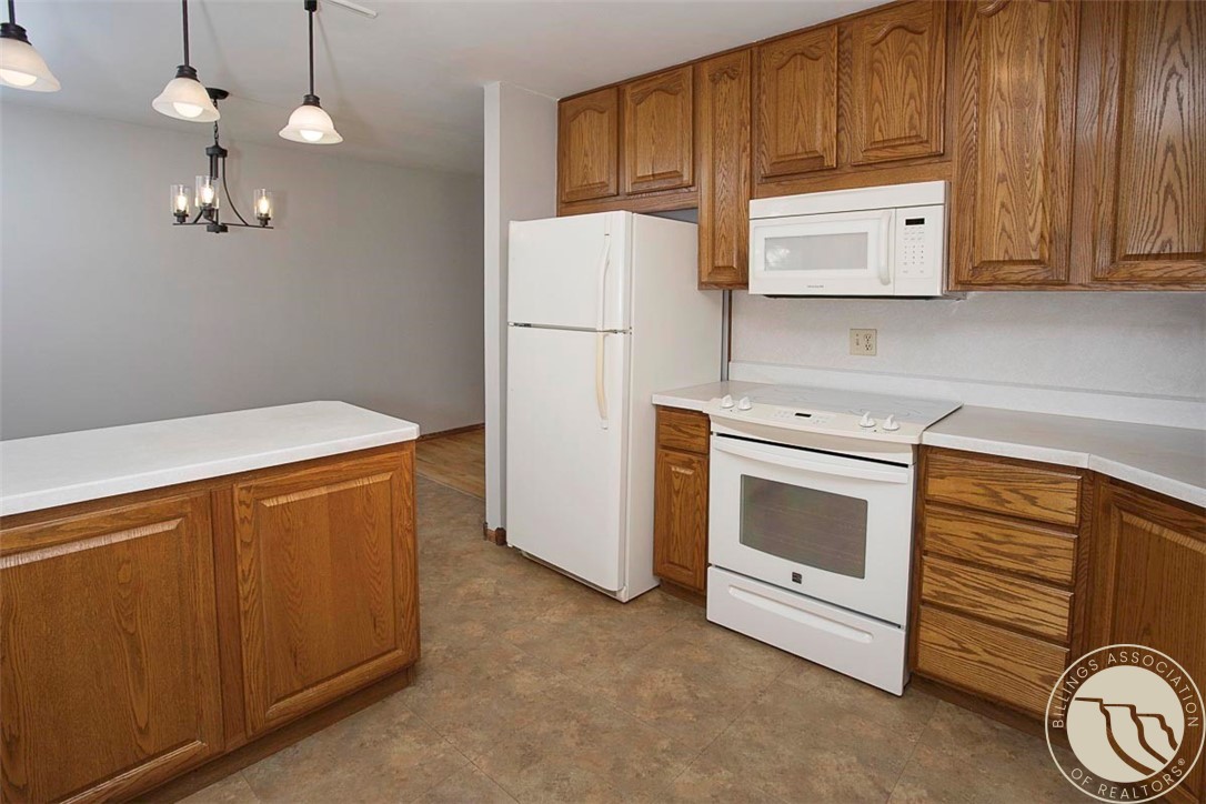 Billings, Montana 59102, United States, 5 Bedrooms Bedrooms, ,2 BathroomsBathrooms,Residential,Active,194777