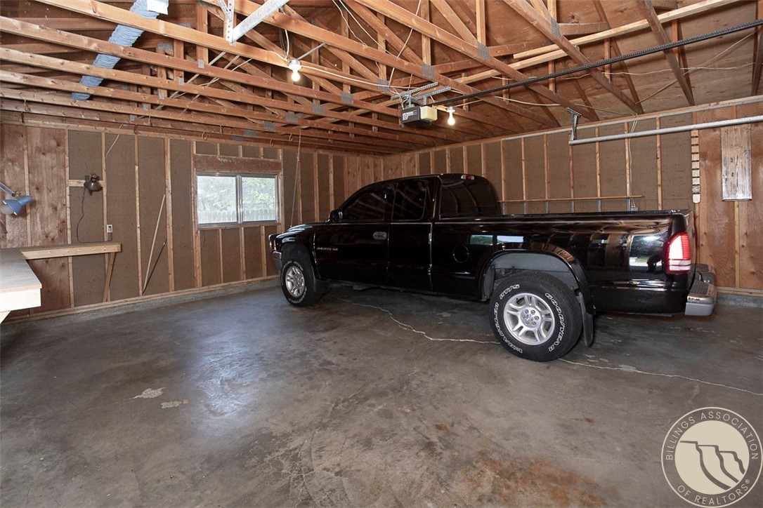 Billings, Montana 59102, United States, 5 Bedrooms Bedrooms, ,2 BathroomsBathrooms,Residential,Active,194777