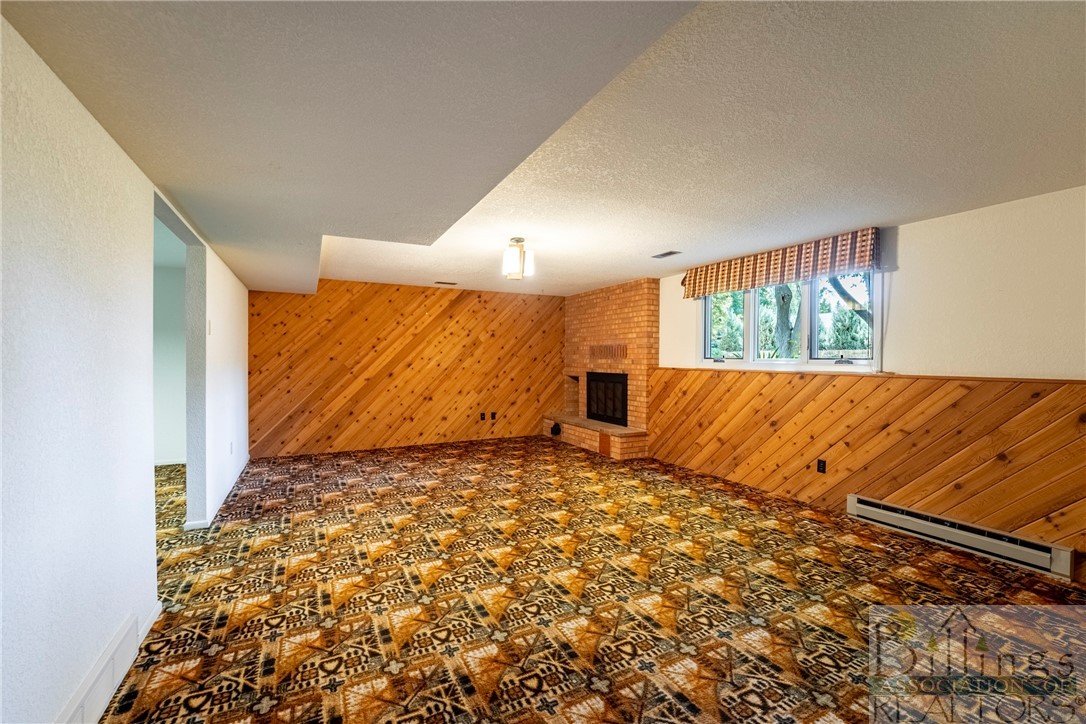 Billings, Montana 59102, United States, 4 Bedrooms Bedrooms, ,3 BathroomsBathrooms,Residential,Contingent,55029