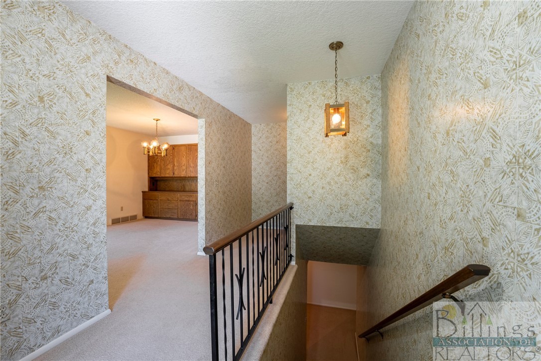 Billings, Montana 59102, United States, 4 Bedrooms Bedrooms, ,3 BathroomsBathrooms,Residential,Contingent,55029