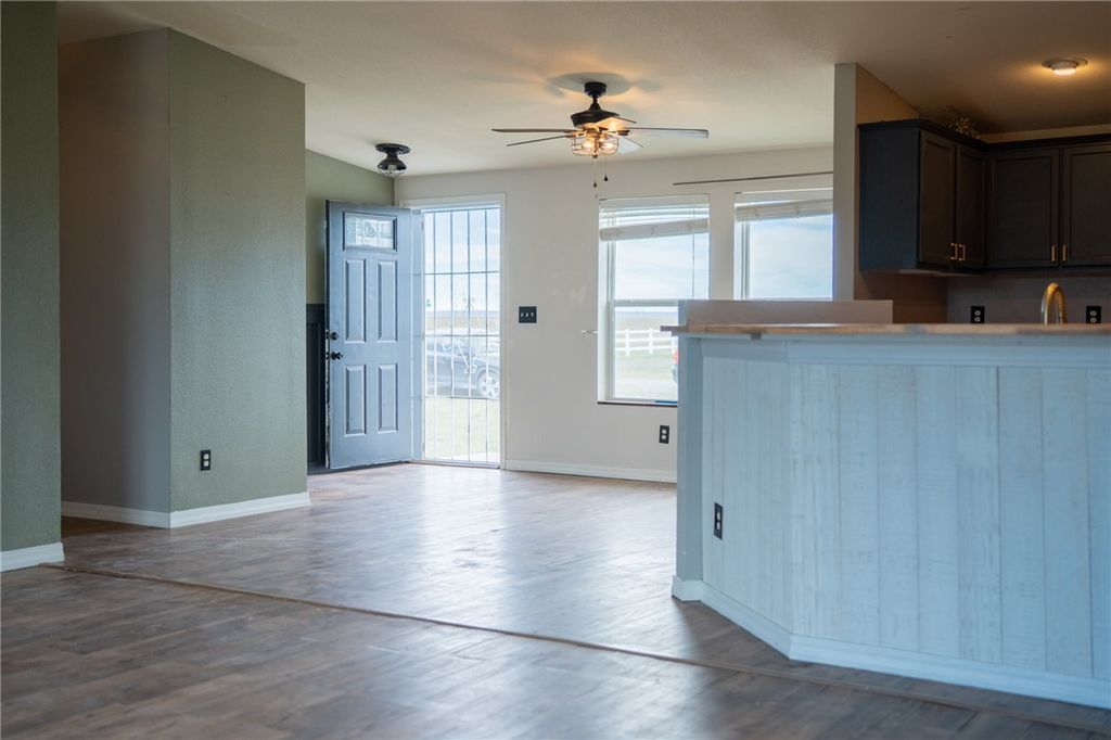 Photo of 9814 Newana Lane, Broadview, MT 59015 (MLS # 358629)