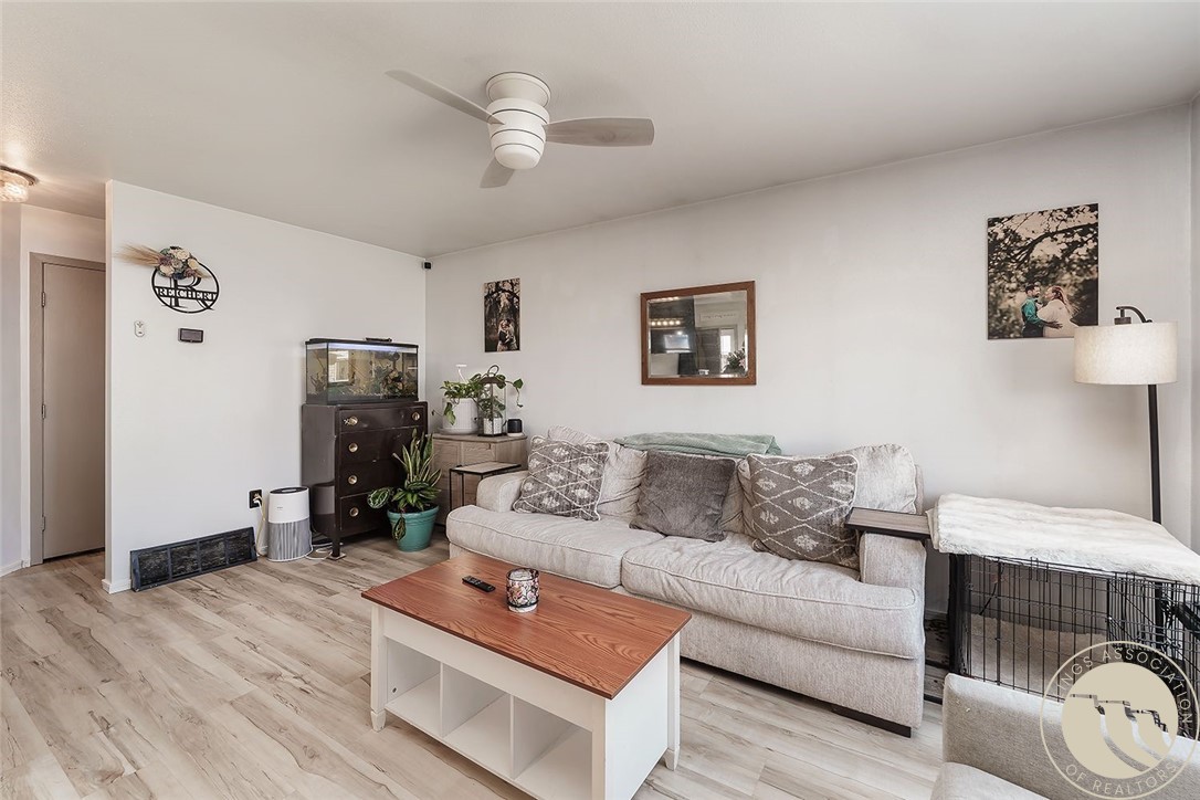 3390 Canyon Drive C19