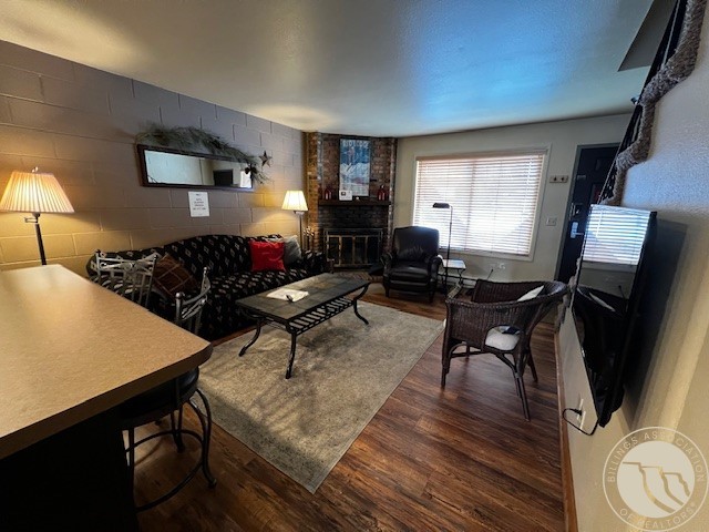 1505 Broadway Avenue 207