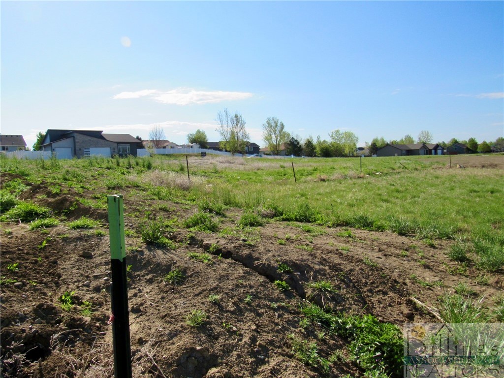 2030 Gleneagles Blvd