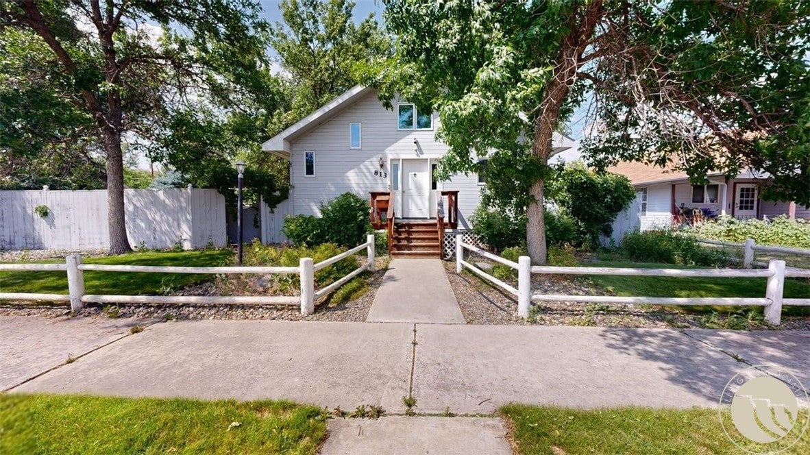 813 E 4th Street