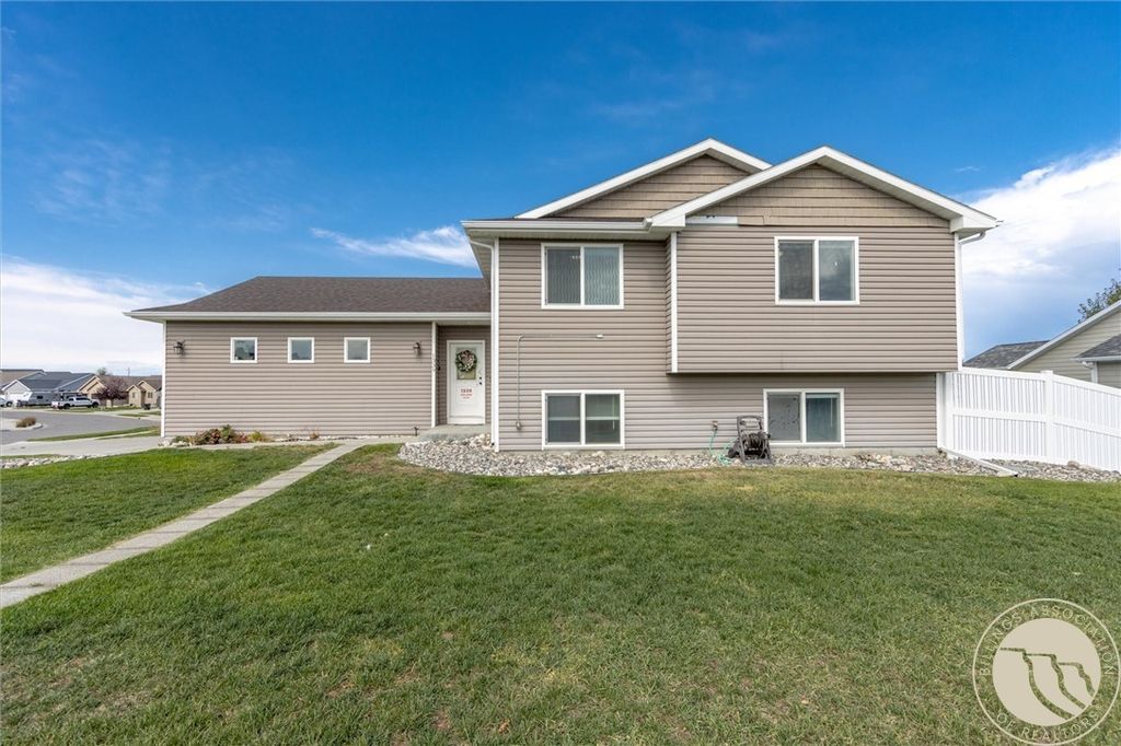 Photo of 1339 Benjamin Boulevard, Billings, MT 59105 (MLS # 355515)
