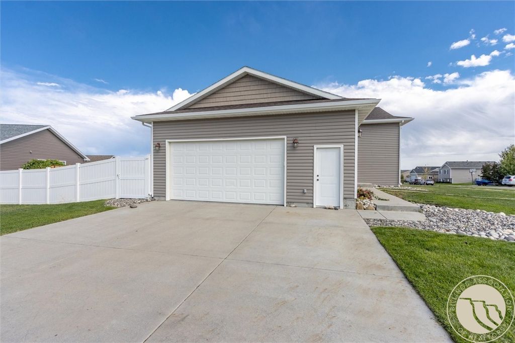 Photo of 1339 Benjamin Boulevard, Billings, MT 59105 (MLS # 355515)