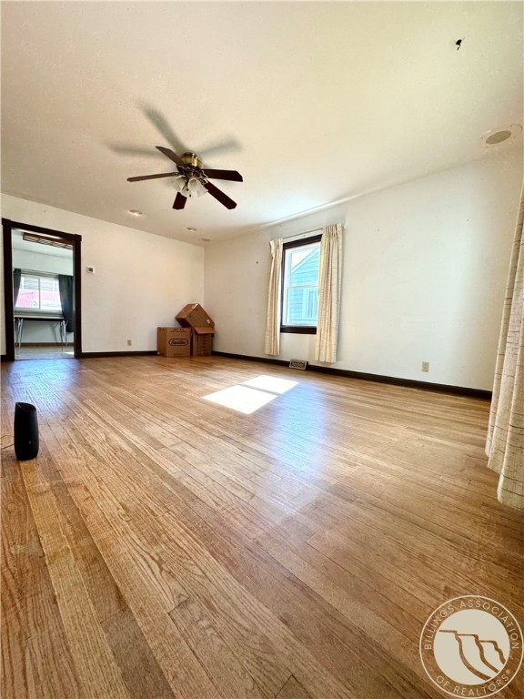 25 W 3RD Avenue N