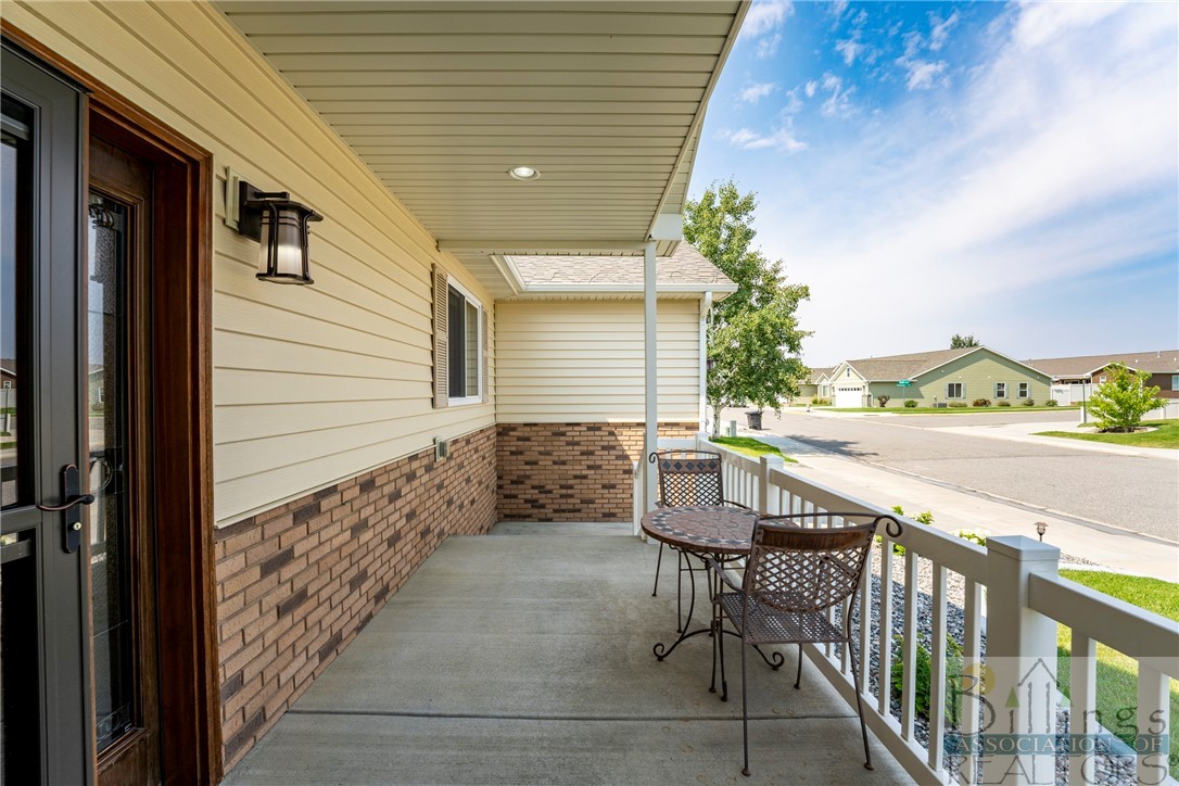 Billings, Montana 59106, United States, 3 Bedrooms Bedrooms, ,2 BathroomsBathrooms,Residential,Contingent,47874