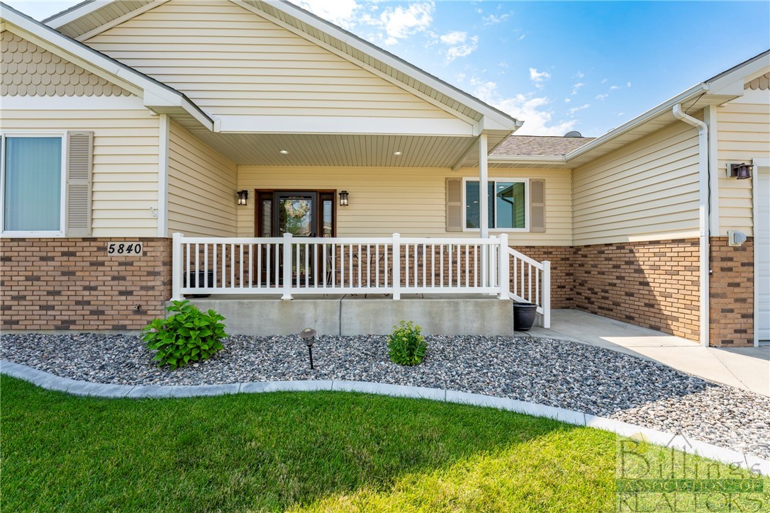 Billings, Montana 59106, United States, 3 Bedrooms Bedrooms, ,2 BathroomsBathrooms,Residential,Contingent,47874