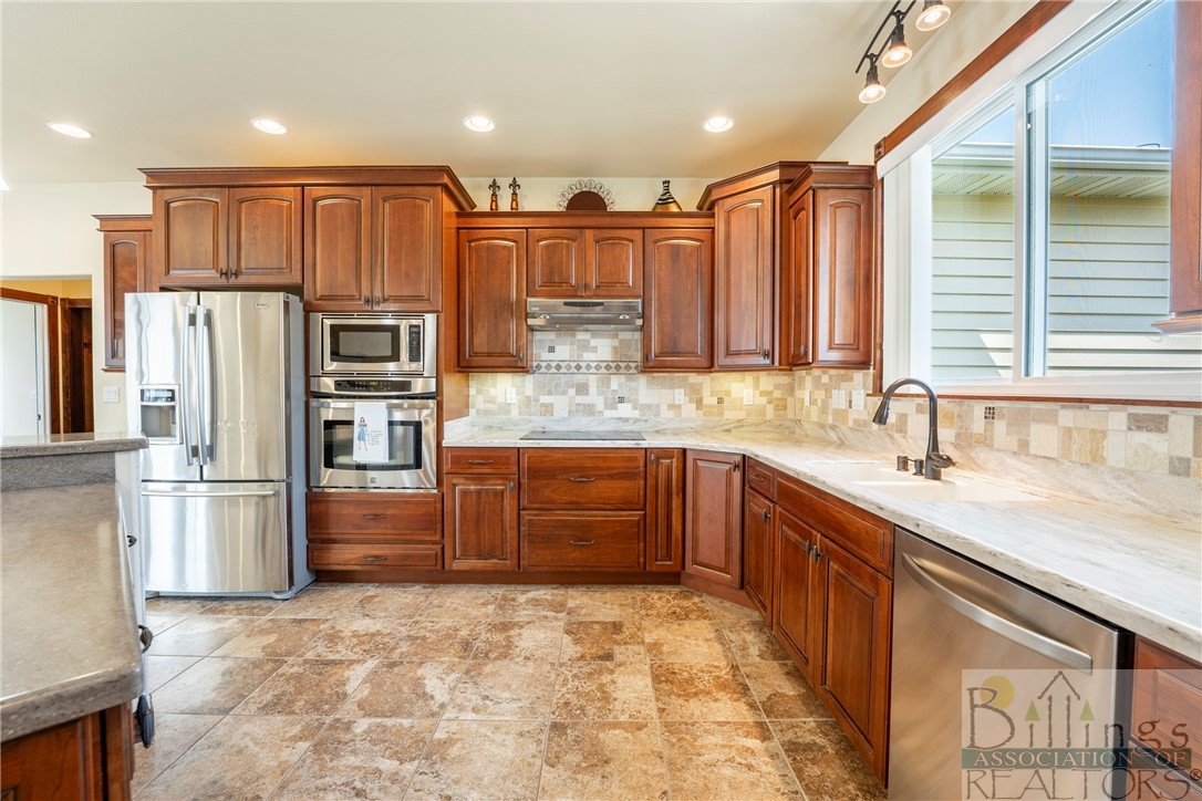 Billings, Montana 59106, United States, 3 Bedrooms Bedrooms, ,2 BathroomsBathrooms,Residential,Contingent,47874