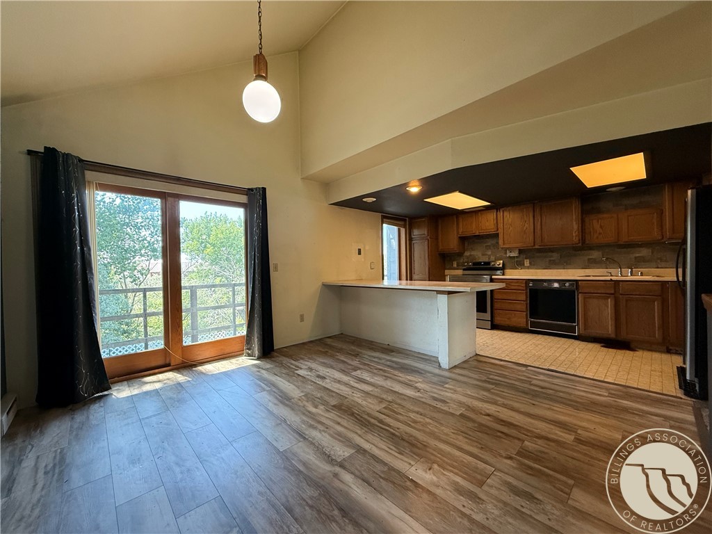 2904 Bunker Hill