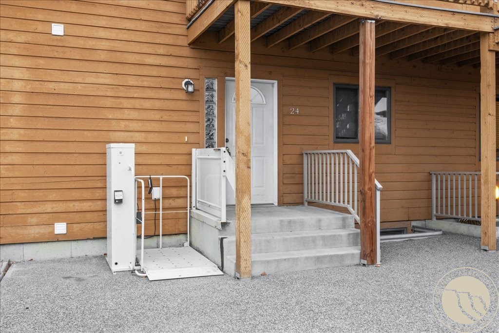 3385 Granger Avenue S 24, 26, 27