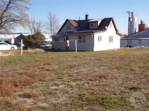 4 E Fourth Roundup MT 59072