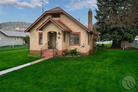 105 S Montana Ave Absarokee MT 59001