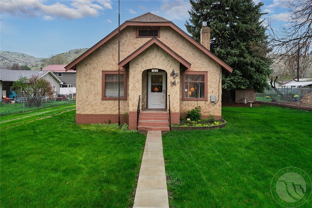 105 S Montana Ave