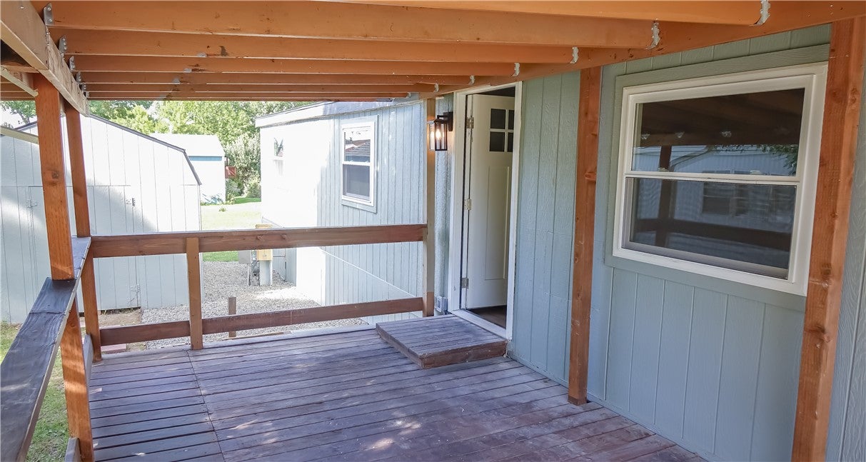 40 Plumcreek Drive