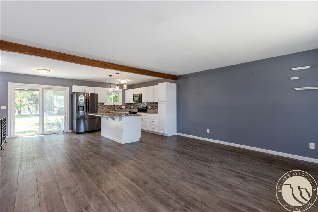 908 Saddle Lane