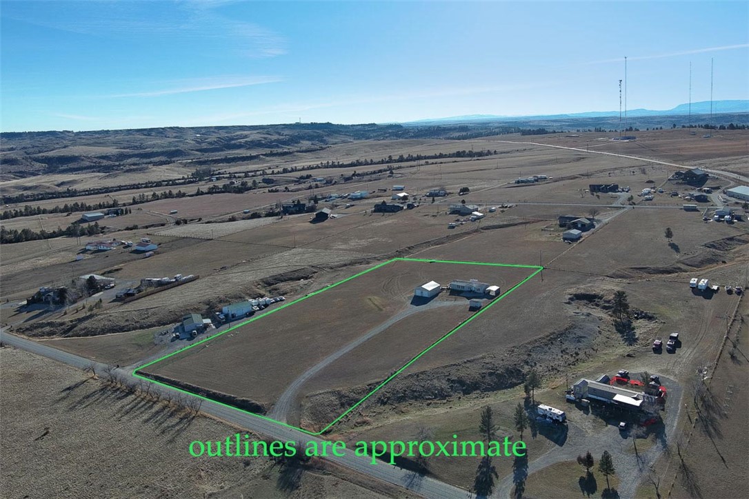 1380 Hackamore Trail