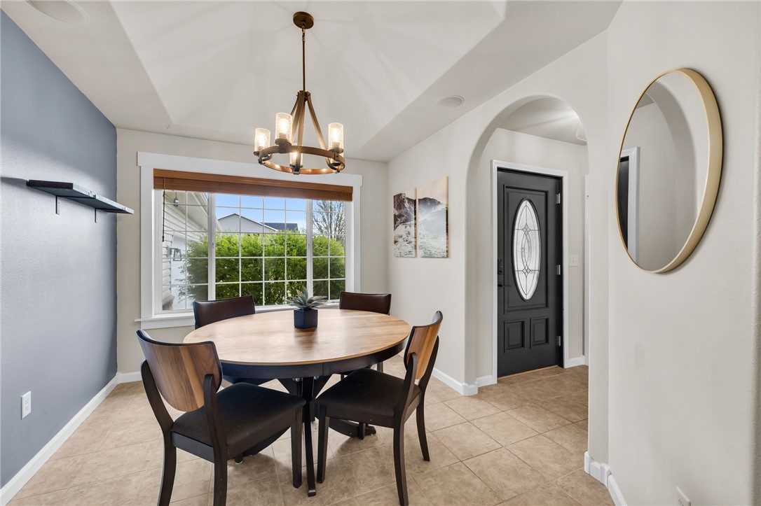 2125 Saddleback Drive
