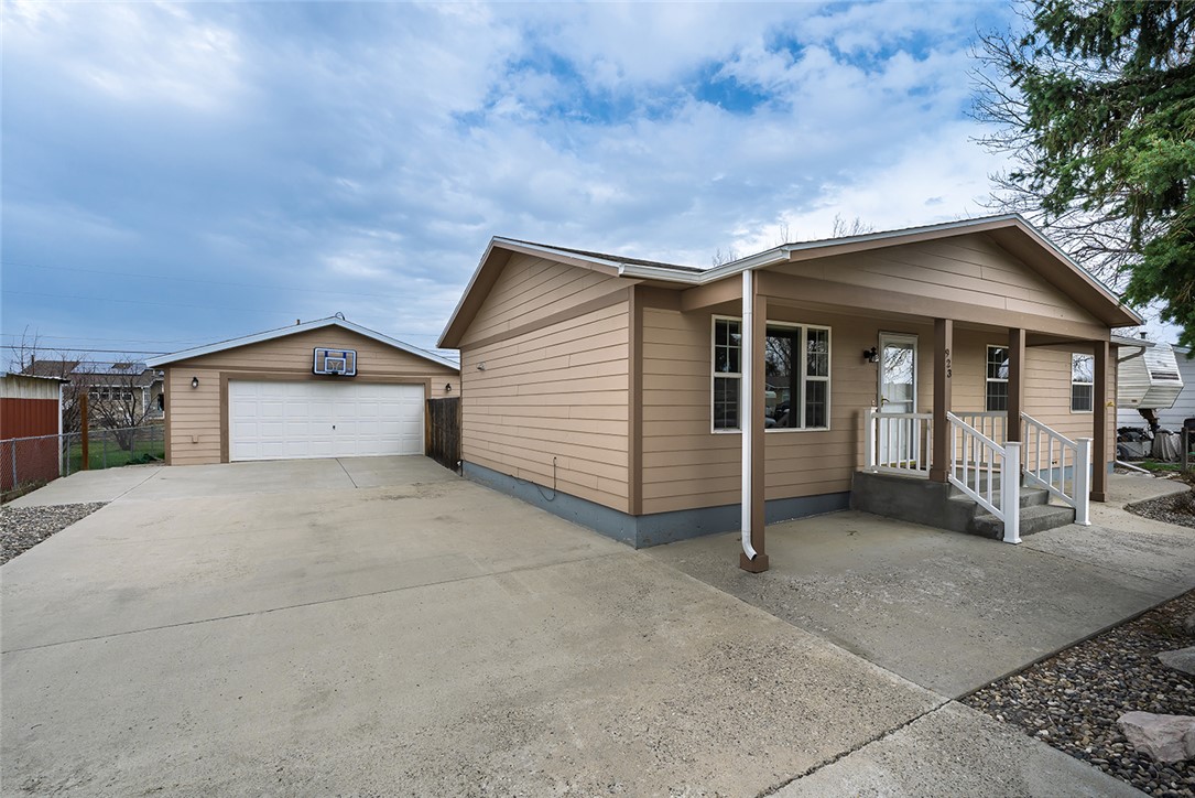 923 Crist Drive