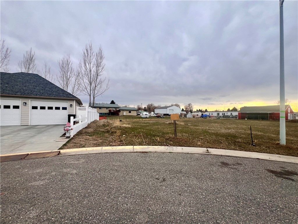 Photo of 328 Viceroy Street, Billings, MT 59101 (MLS # 356269)
