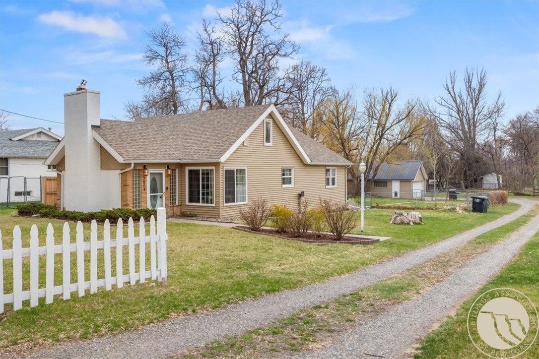 2804 Poly Drive