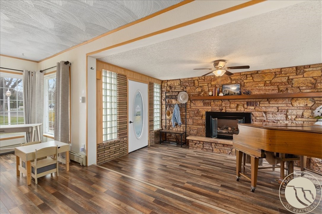 2804 Poly Drive