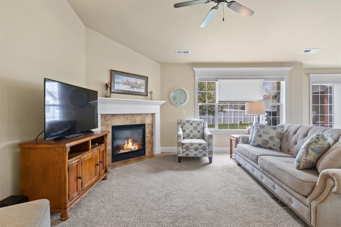 321 Stonegate Circle
