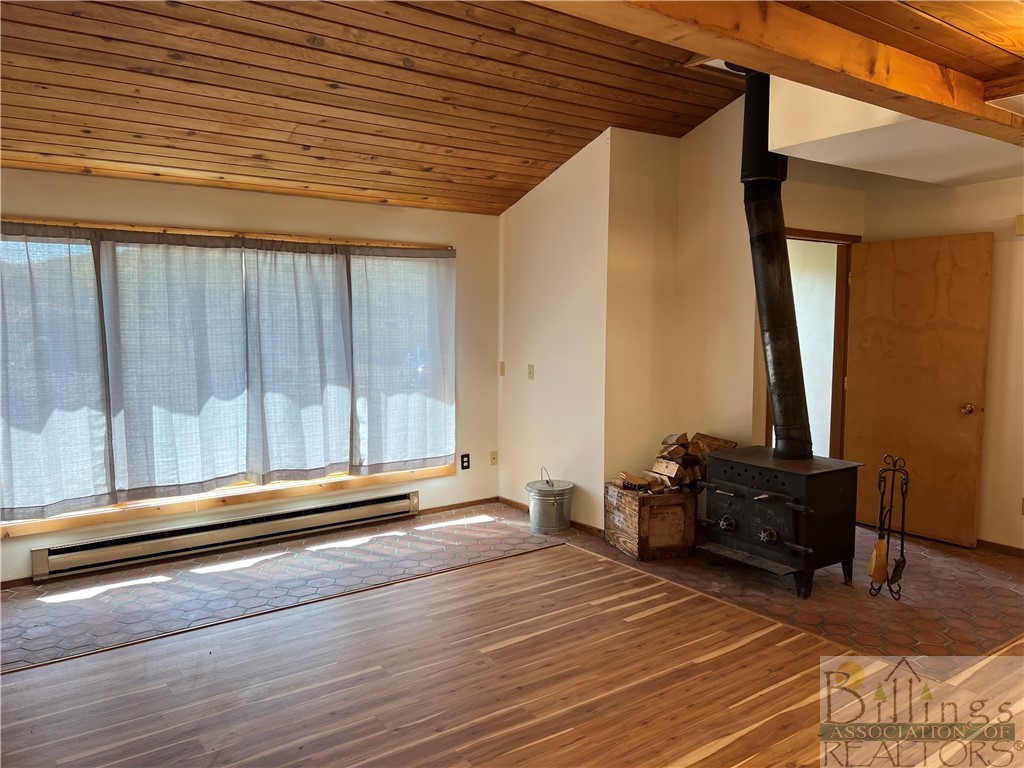 Billings, Montana 59101, United States, 3 Bedrooms Bedrooms, ,2 BathroomsBathrooms,Residential,Pending,70631