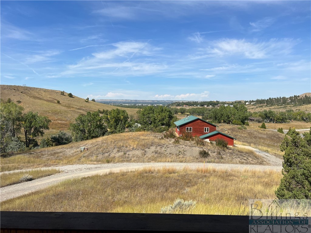 Billings, Montana 59101, United States, 3 Bedrooms Bedrooms, ,2 BathroomsBathrooms,Residential,Pending,70631