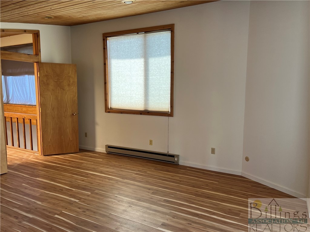 Billings, Montana 59101, United States, 3 Bedrooms Bedrooms, ,2 BathroomsBathrooms,Residential,Pending,70631