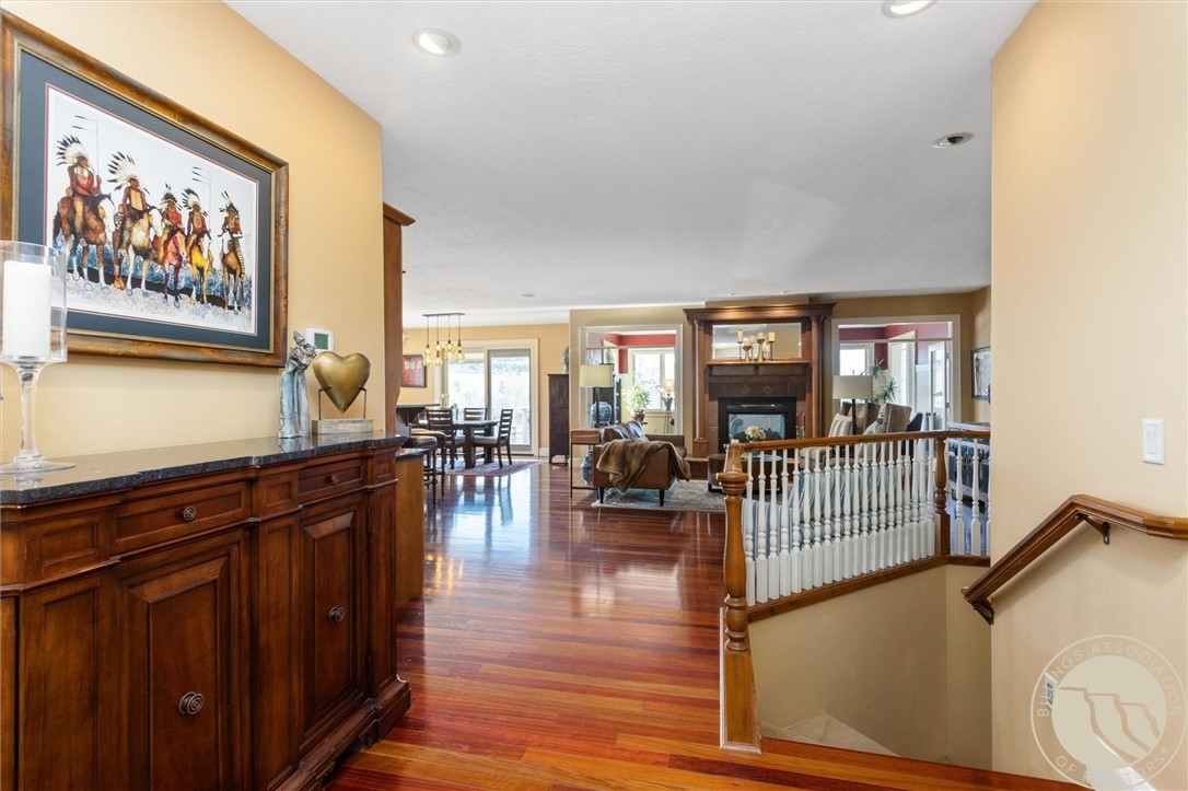 3996 Woodcreek Drive