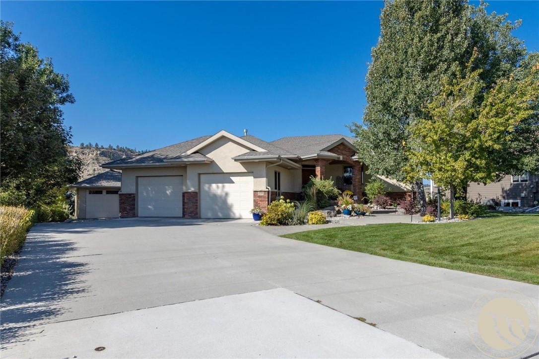 3996 Woodcreek Drive