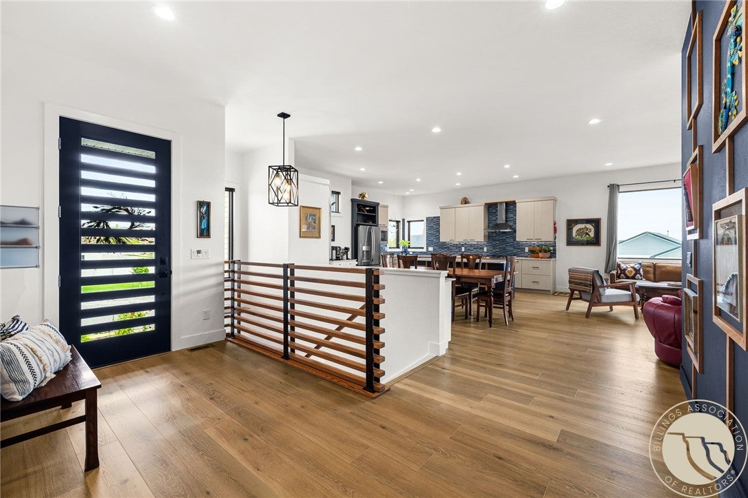 3206 Peregrine Lane