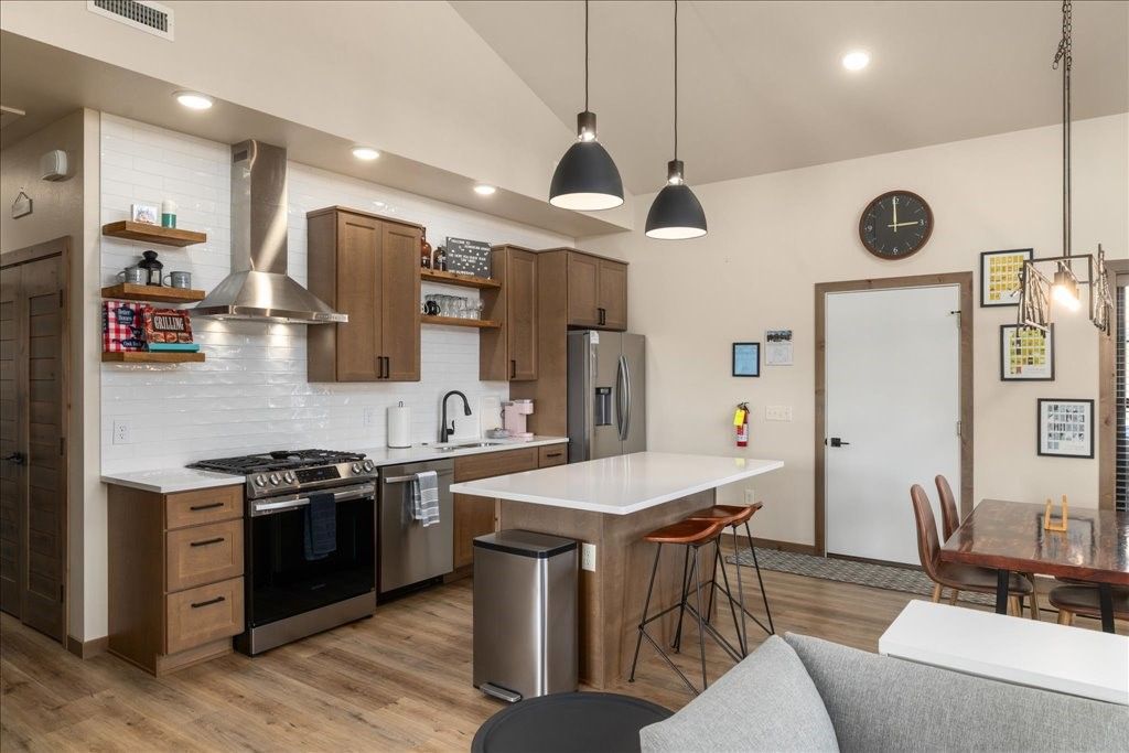 Photo of 1 Alpine Basin Loop, Red Lodge, MT 59068 (MLS # 356319)