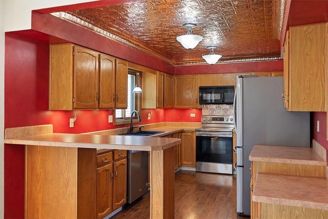 521 Pinon Dr.