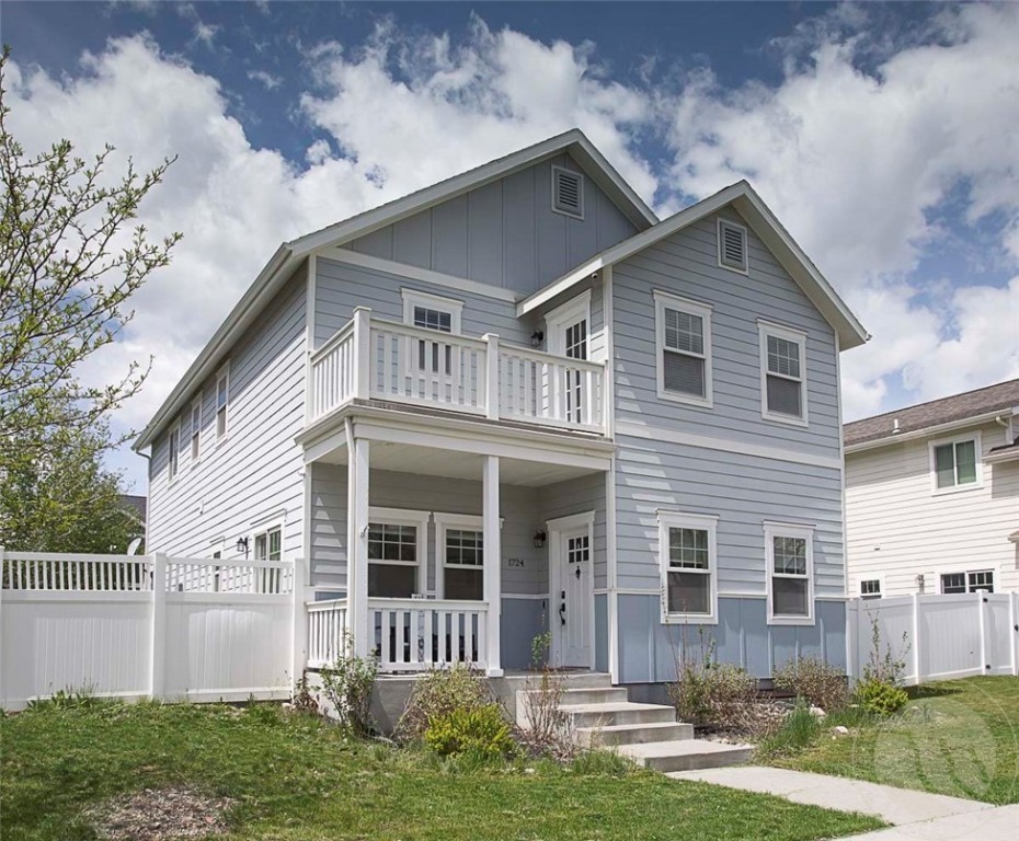 1724 Lone Pine
