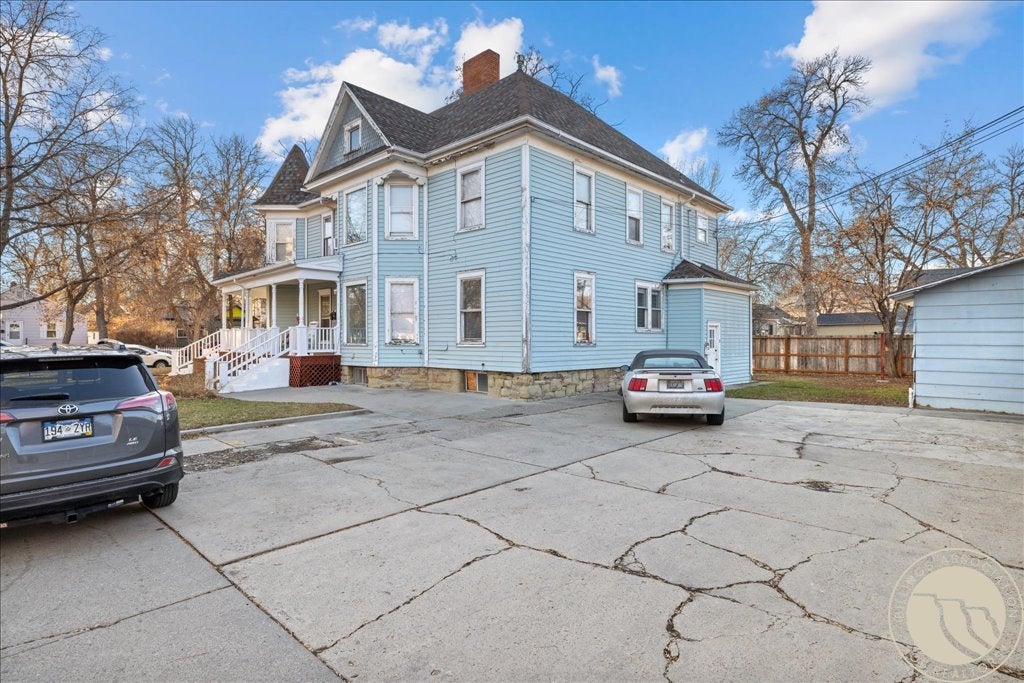 105 Yellowstone Avenue