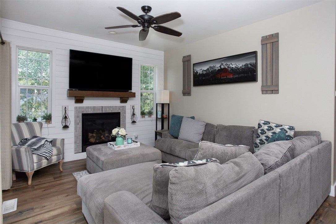 3049 Hunters Ridge Loop