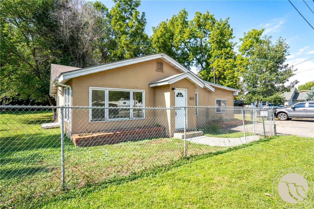 822 Lake Elmo Drive