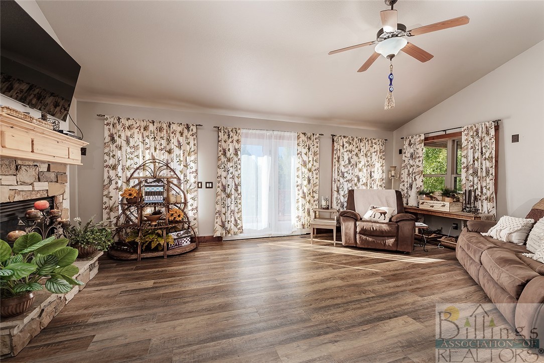 1630 Wild Lupine Ln
