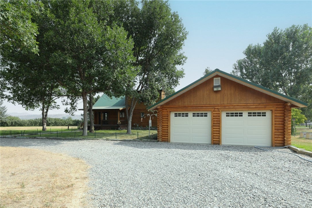 17 Stillwater Estates Road