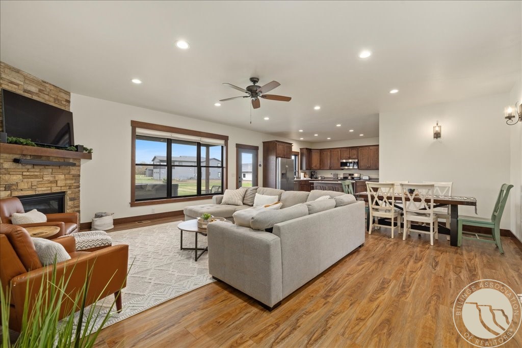 2225 Pine Ridge Road