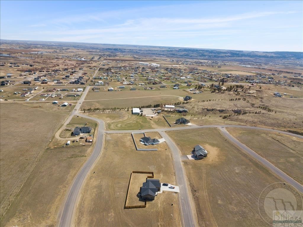 B5 L8 Big Cedar Way