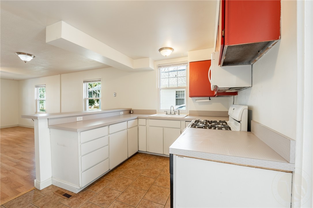 Billings, Montana 59101, United States, 2 Bedrooms Bedrooms, ,1 BathroomBathrooms,Residential,Contingent,22078