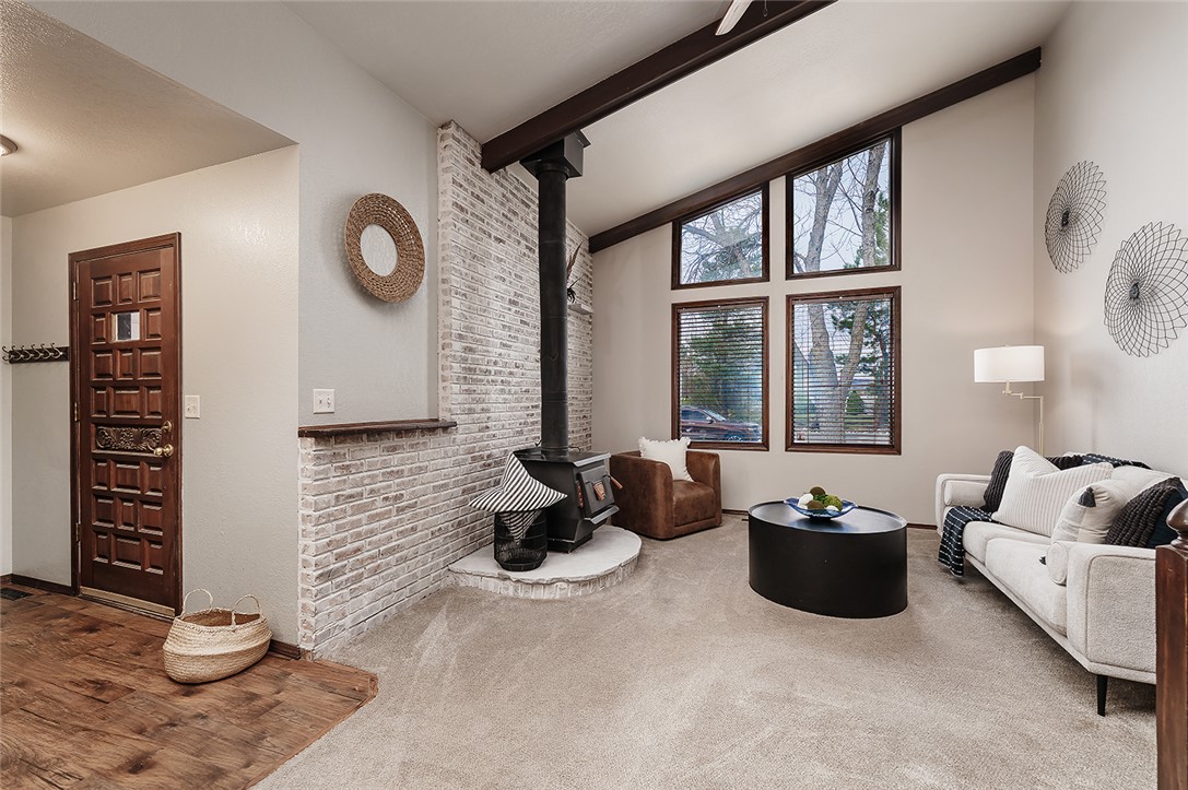 3038 Canyon Drive