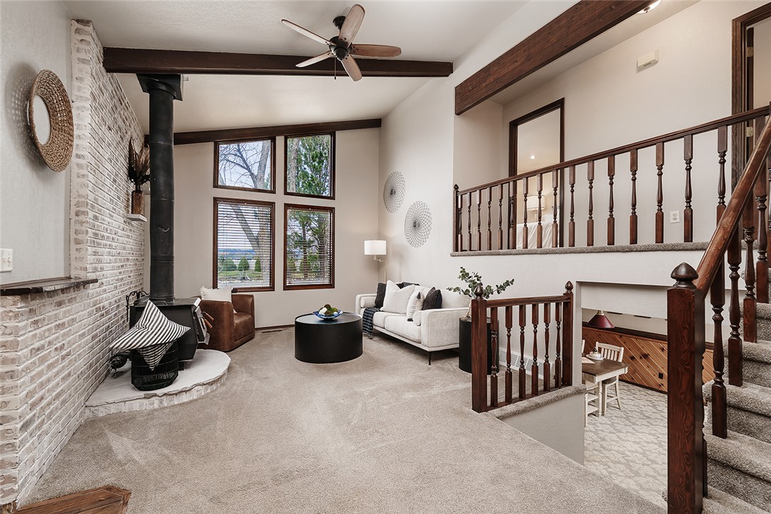 3038 Canyon Drive